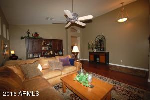 1775 E Horseshoe Ct, Gilbert, AZ 85296 photo 9