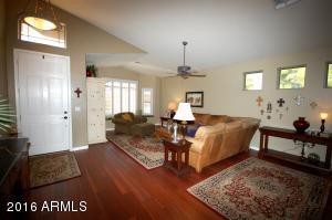 1775 E Horseshoe Ct, Gilbert, AZ 85296 photo 7