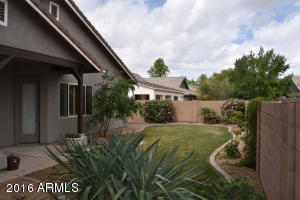 3554 E Washington Ave, Gilbert, AZ 85234 photo 20