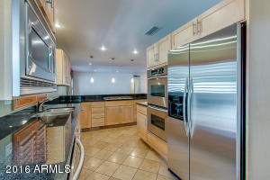 4042 E Coolidge St, Phoenix, AZ 85018 photo 9