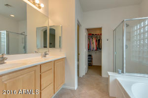 898 E Cathy Dr, Gilbert, AZ 85296 photo 25