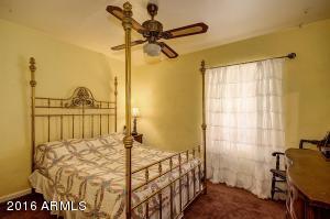 1347 E Devonshire Ave, Phoenix, AZ 85016 photo 8