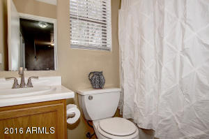 4063 E Abraham Ln, Phoenix, AZ 85050 photo 15