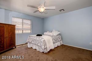 4063 E Abraham Ln, Phoenix, AZ 85050 photo 16