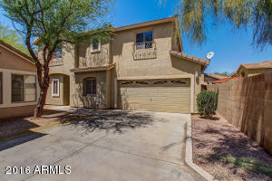 4063 E Abraham Ln, Phoenix, AZ 85050 photo 1