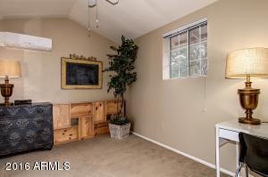 3833 N 49th Pl, Phoenix, AZ 85018 photo 14