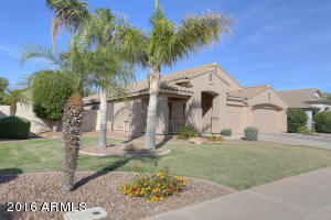 1224 E Toledo Ct, Gilbert, AZ 85295 photo 1