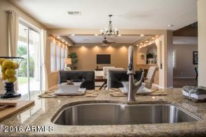 2581 E Shannon St, Gilbert, AZ 85295 photo 4