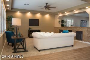 2581 E Shannon St, Gilbert, AZ 85295 photo 8
