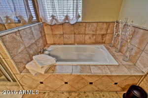 4450 E Clarendon Ave, Phoenix, AZ 85018 photo 30