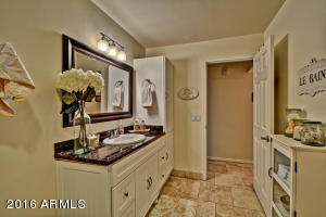 4450 E Clarendon Ave, Phoenix, AZ 85018 photo 37
