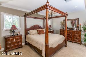 512 E Tuckey Ln, Phoenix, AZ 85012 photo 23