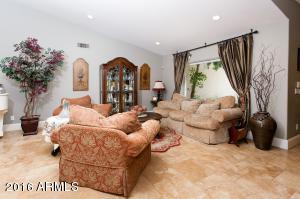 512 E Tuckey Ln, Phoenix, AZ 85012 photo 5