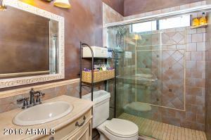 512 E Tuckey Ln, Phoenix, AZ 85012 photo 18