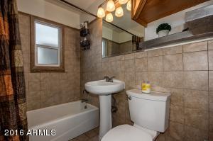 1812 E Clarendon Ave, Phoenix, AZ 85016 photo 14