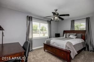 1812 E Clarendon Ave, Phoenix, AZ 85016 photo 11