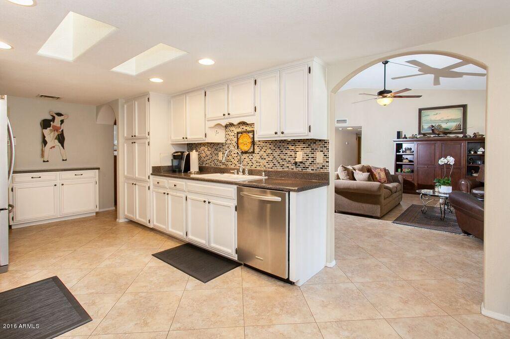 9007 N 14th Dr, Phoenix, AZ 85021 photo 6