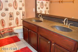 4079 E Breckenridge Way, Gilbert, AZ 85234 photo 16