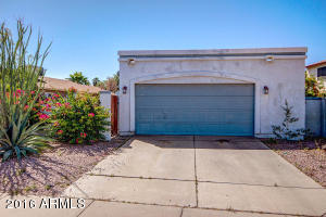 905 Escuda Dr, Phoenix, AZ 85024 photo 1