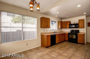 905 Escuda Dr, Phoenix, AZ 85024 photo 11