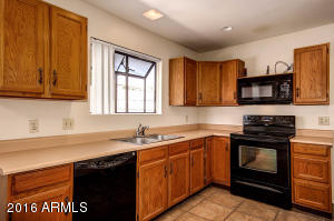 905 Escuda Dr, Phoenix, AZ 85024 photo 12