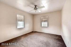 1501 E Clarendon Ave, Phoenix, AZ 85014 photo 7