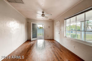 1501 E Clarendon Ave, Phoenix, AZ 85014 photo 3