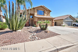 3910 E Tremaine Ave, Gilbert, AZ 85234 photo 1