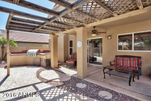 3910 E Tremaine Ave, Gilbert, AZ 85234 photo 18