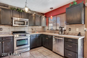 3910 E Tremaine Ave, Gilbert, AZ 85234 photo 9