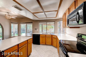 4535 E Hearn Rd, Phoenix, AZ 85032 photo 9