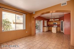 4218 E Betsy Ln, Gilbert, AZ 85296 photo 2