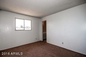 8141 W Avalon Dr, Phoenix, AZ 85033 photo 16