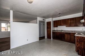 8141 W Avalon Dr, Phoenix, AZ 85033 photo 2