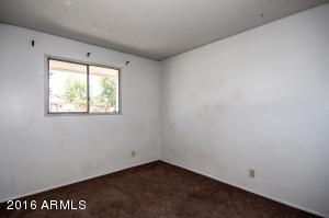 8141 W Avalon Dr, Phoenix, AZ 85033 photo 15
