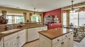 4281 E Chestnut Ln, Gilbert, AZ 85298 photo 13