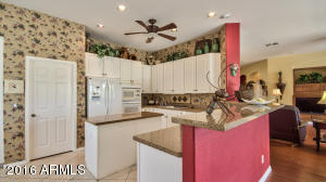 4281 E Chestnut Ln, Gilbert, AZ 85298 photo 11