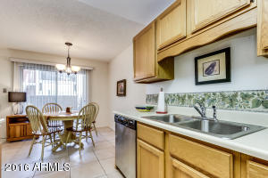 5525 E Thomas Rd #Q1, Phoenix, AZ 85018 photo 10