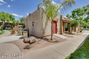 5525 E Thomas Rd #Q1, Phoenix, AZ 85018 photo 19