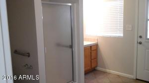 3914 E Cheery Lynn Rd, Phoenix, AZ 85018 photo 8