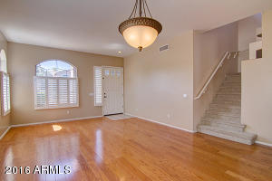 528 E Ranch Rd, Gilbert, AZ 85296 photo 4
