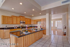 528 E Ranch Rd, Gilbert, AZ 85296 photo 10