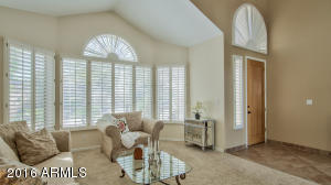 814 E Hiddenview Dr, Phoenix, AZ 85048 photo 5