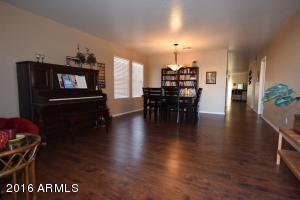 626 S Colonial Ct, Gilbert, AZ 85296 photo 6