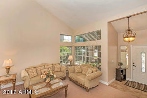 2142 E Drake Ct, Gilbert, AZ 85234 photo 3