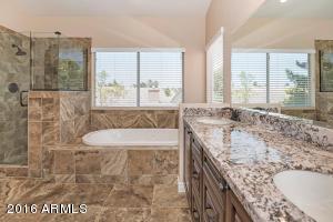 2142 E Drake Ct, Gilbert, AZ 85234 photo 13