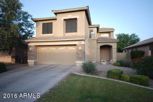 972 S Roca St, Gilbert, AZ 85296 photo 3