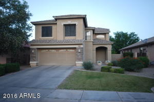 972 S Roca St, Gilbert, AZ 85296 photo 2