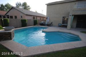 972 S Roca St, Gilbert, AZ 85296 photo 9