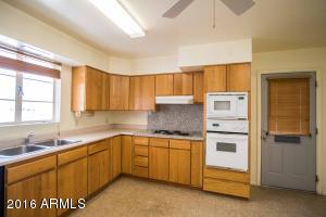 630 E Concorda Dr, Tempe, AZ 85282 photo 6